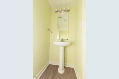 104 Streamwood Drive, Jacksonville, NC 28546 - Photo 5