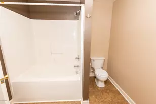 104 Streamwood Dr, Jacksonville, NC 28546 - Photo 19