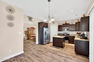 401 Worsley Wy, Jacksonville, NC 28546 - Photo 11
