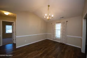 186 Raintree Cir, Jacksonville, NC 28540 - Photo 5