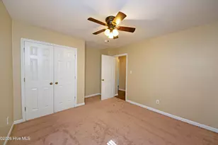 186 Raintree Cir, Jacksonville, NC 28540 - Photo 17