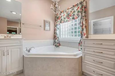 940 Diamondhead Drive S, Pinehurst, NC 28374 - Photo 23