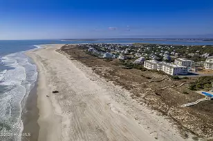 10300 Coast Guard Rd, Emerald Isle, NC 28594 - Photo 31