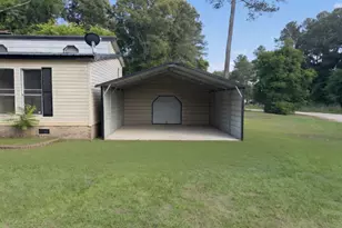 2349 Tar Heel Rd, Tar Heel, NC 28392 - Photo 3