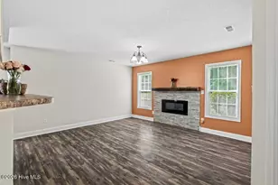 132 Forest Bluff Dr, Jacksonville, NC 28540 - Photo 9