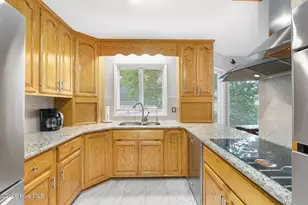 116 Beechwood Dr, Pine Knoll Shores, NC 28512 - Photo 7