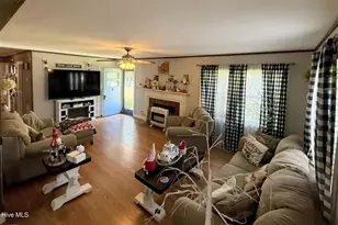 207 W Church St, Walstonburg, NC 27888 - Photo 3