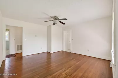 403 S Pearl Street, Princeton, NC 27569 - Photo 15