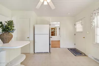 403 S Pearl Street, Princeton, NC 27569 - Photo 11