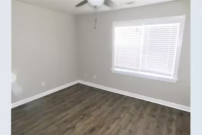 609 Streamwood Drive, Jacksonville, NC 28546 - Photo 9