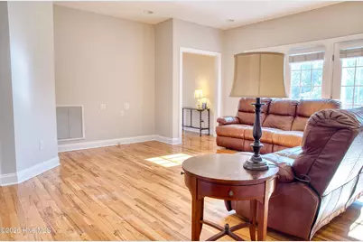 109 Fifth Avenue S, Kure Beach, NC 28449 - Photo 17