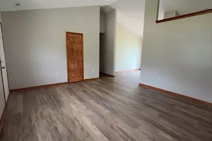133 Lawndale Ln, Sneads Ferry, NC 28460 - Photo 3