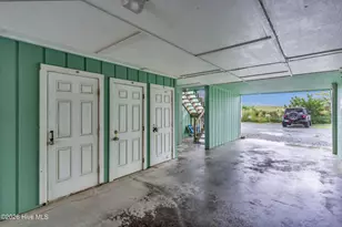 902 Carolina Beach Ave N, Carolina Beach, NC 28428 - Photo 5