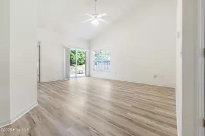 320 Hibiscus Way, Wilmington, NC 28412 - Photo 9