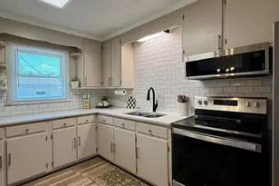 215 N Edgewood Ave, Williamston, NC 27892 - Photo 31