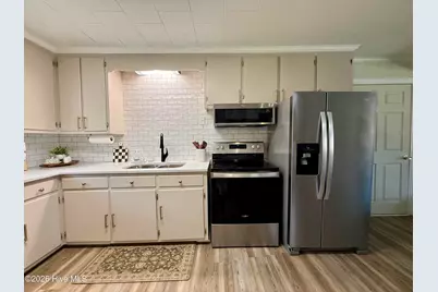 215 N Edgewood Avenue, Williamston, NC 27892 - Photo 29