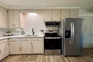 215 N Edgewood Ave, Williamston, NC 27892 - Photo 29
