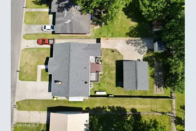 215 N Edgewood Avenue, Williamston, NC 27892 - Photo 7