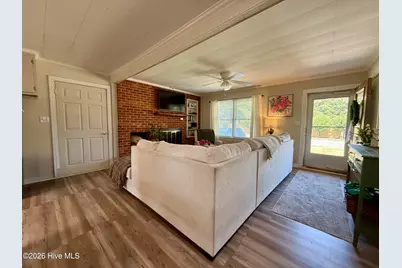 215 N Edgewood Avenue, Williamston, NC 27892 - Photo 23