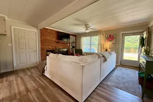 215 N Edgewood Ave, Williamston, NC 27892 - Photo 23