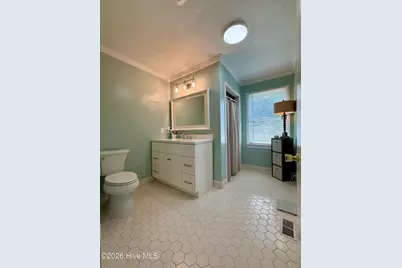 215 N Edgewood Avenue, Williamston, NC 27892 - Photo 43
