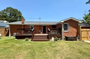215 N Edgewood Ave, Williamston, NC 27892 - Photo 11