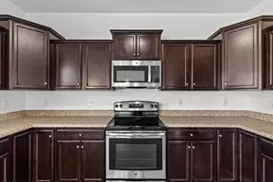506 Ivory Ct, Jacksonville, NC 28546 - Photo 11