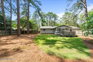 865 N Page St, Southern Pines, NC 28387 - Photo 31