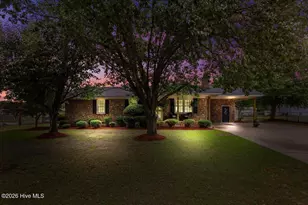 2943 Cherry Ln, Kinston, NC 28504 - Photo 3