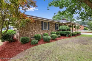 2943 Cherry Ln, Kinston, NC 28504 - Photo 7