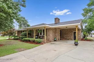 2943 Cherry Ln, Kinston, NC 28504 - Photo 1