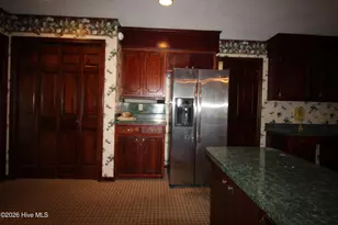 206 Shore Dr, Havelock, NC 28532 - Photo 9