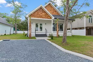 104 NW 23rd St, Oak Island, NC 28465 - Photo 5
