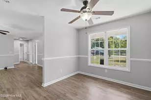 102 Ashbury Park Ln, Richlands, NC 28574 - Photo 5