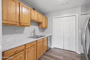 102 Ashbury Park Ln, Richlands, NC 28574 - Photo 7