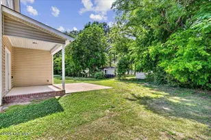 706 S Pollock St, Selma, NC 27576 - Photo 25