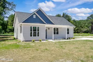 108 Doris Ln, Teachey, NC 28464 - Photo 3