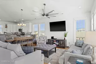 1318 N New River Dr, Surf City, NC 28445 - Photo 3