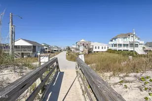 1318 N New River Dr, Surf City, NC 28445 - Photo 31