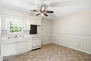 5117 Chaucer Dr, Wilmington, NC 28405 - Photo 13