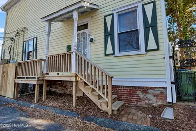 103 N 8th Street, Wilmington, NC 28401 - Photo 1