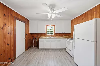 114 Pineview Street, Havelock, NC 28532 - Photo 7