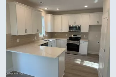 228 S Bandwheel Way, Hampstead, NC 28443 - Photo 3