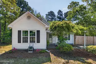 315 Tangle Oaks Ct SE, Leland, NC 28451 - Photo 5