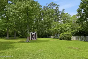 703 Oxford Dr, Morehead City, NC 28557 - Photo 19