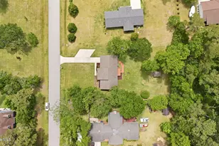 703 Oxford Dr, Morehead City, NC 28557 - Photo 21