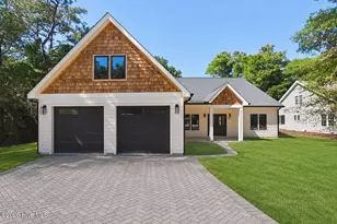 138 Mimosa Blvd, Pine Knoll Shores, NC 28512 - Photo 3
