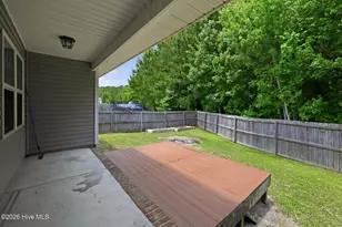 305 De Anza Ct, Maysville, NC 28555 - Photo 7