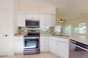12 Lavender Dr, Whispering Pines, NC 28327 - Photo 5