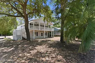230 NE 45th St, Oak Island, NC 28465 - Photo 3